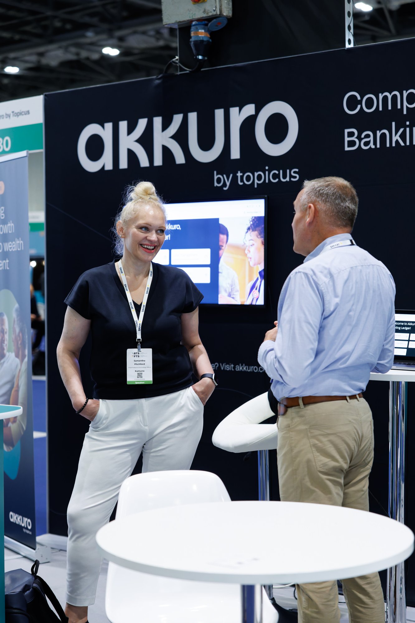 Akkuro at BTS.jpg 4